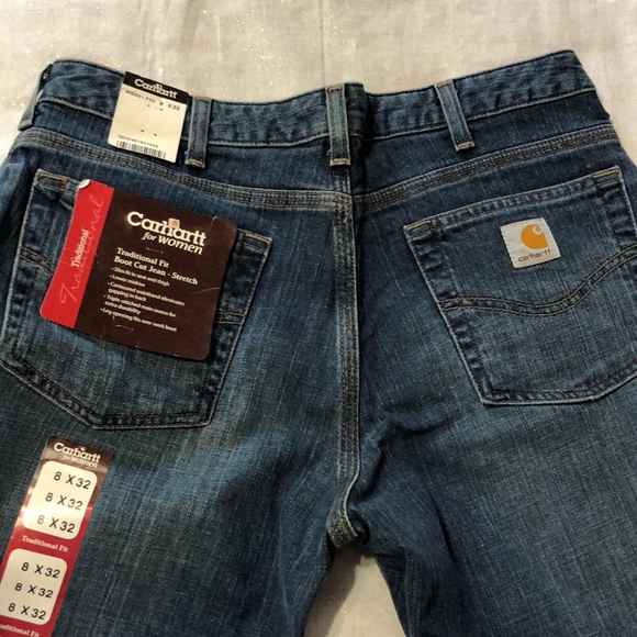 carhartt traditional fit